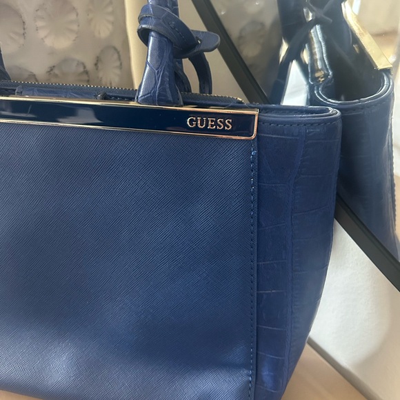 Y2K Guess Navy Blue Leather Purse Handbag Crocodile Embossed Side Panels - Picture 2 of 11
